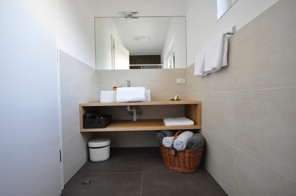 Alpenchalet Apartments Parcines Bagian luar foto