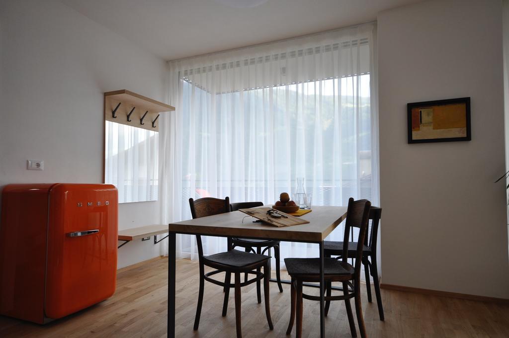 Alpenchalet Apartments Parcines Bagian luar foto