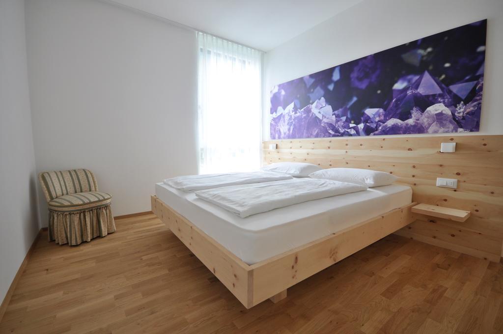 Alpenchalet Apartments Parcines Bagian luar foto